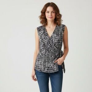 Ricki's Black/White Cap Sleeve Wrap Blouse | Size Medium